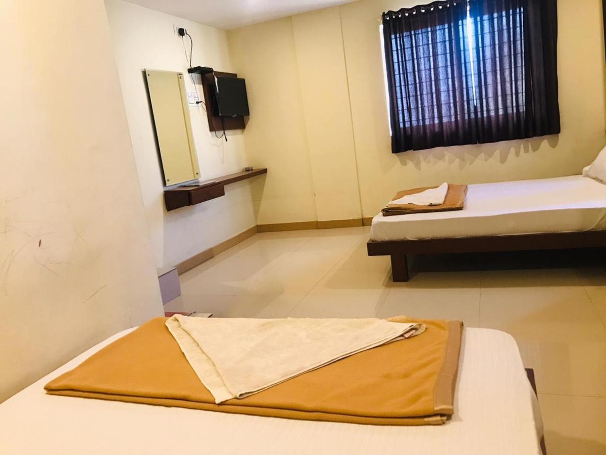 Staymaker Bright Palace Residency Shivamogga Exteriör bild