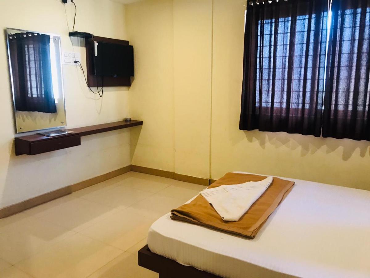 Staymaker Bright Palace Residency Shivamogga Exteriör bild